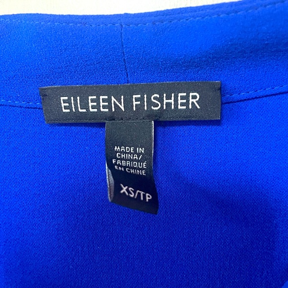Eileen Fisher Blue 100% Silk V Neck Long Sleeve Hi Low Blouse Sz XS - Picture 3 of 5